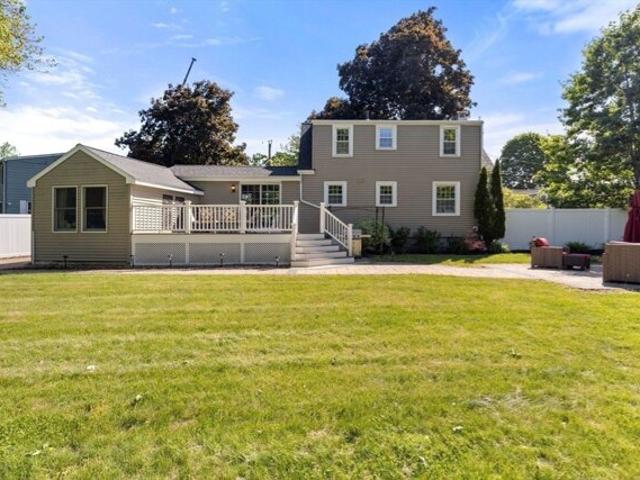 House for sale in Wakefield, Massachusetts