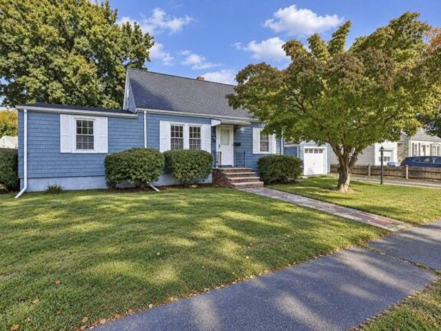 House for sale in Montrose, Wakefield