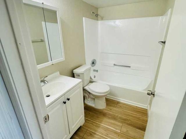 Apartment for rent in Minnesota Court, Phoenix