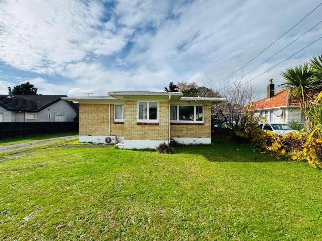House for rent in Papakura