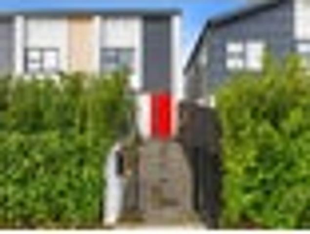 Townhouse for rent in Papakura
