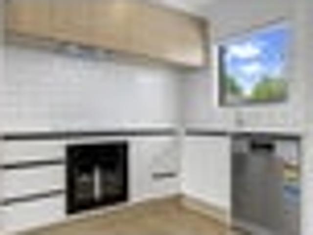 Townhouse for rent in Papakura