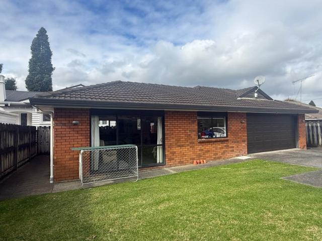 Apartment for rent in Papakura