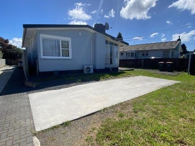 House for rent in Ōpaheke, Papakura