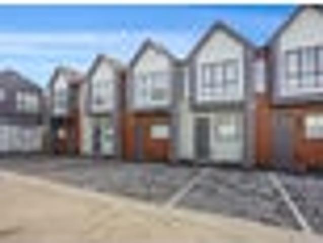 Townhouse for rent in Papakura