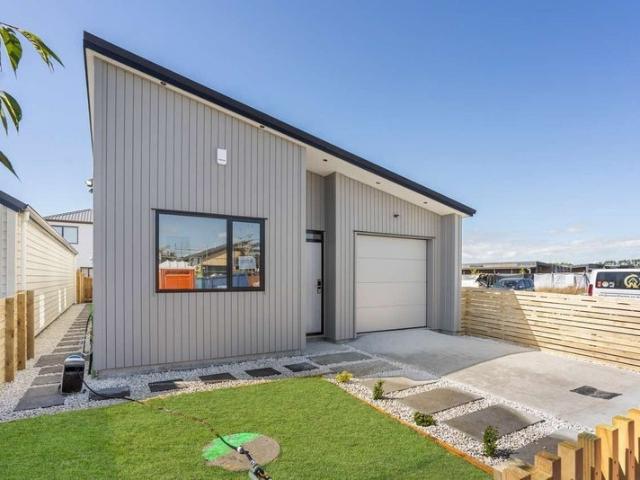 House for rent in Papakura