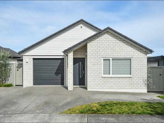 House for rent in Keri Hill, Papakura