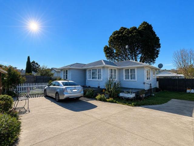House for rent in Papakura