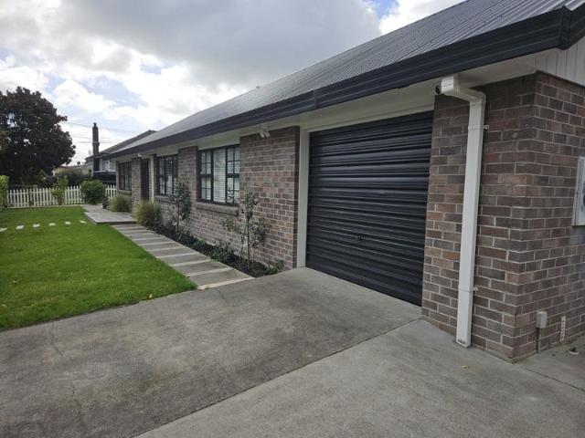 House for rent in Papakura