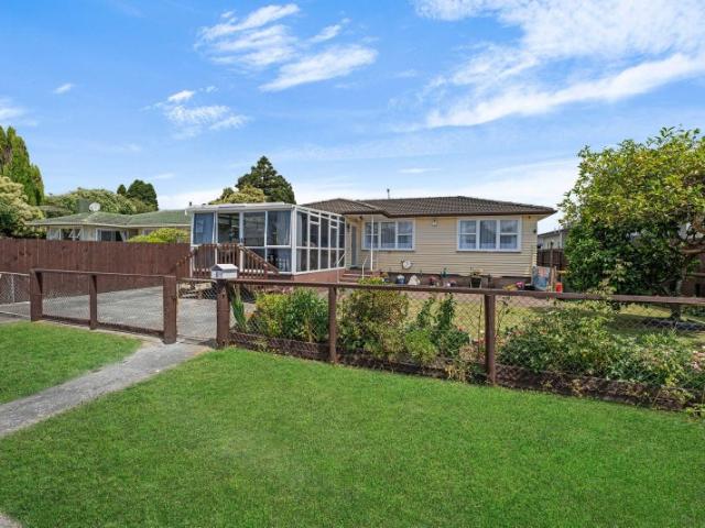 House for rent in Papakura