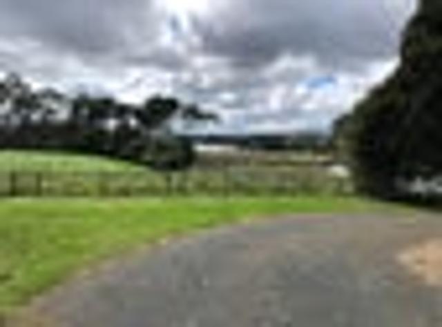 House for rent in Awhitu