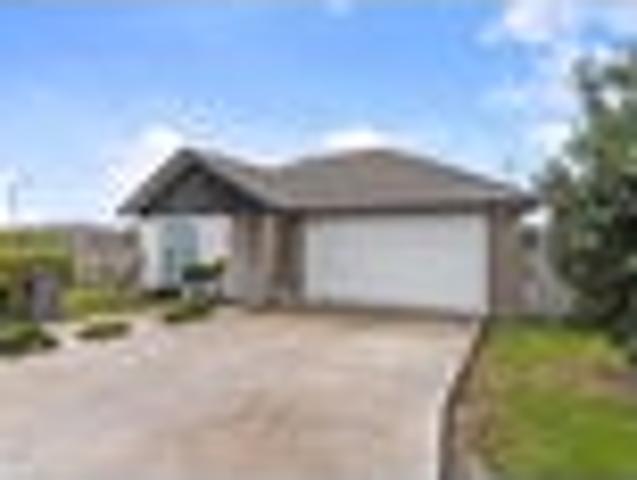 House for rent in Papakura