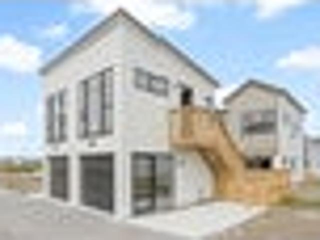 Townhouse for rent in Papakura