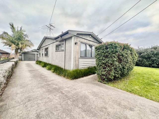 House for rent in Papakura