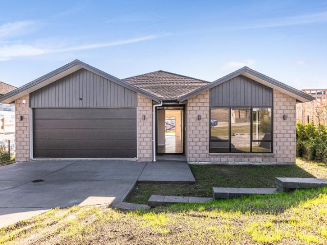 House for rent in Papakura