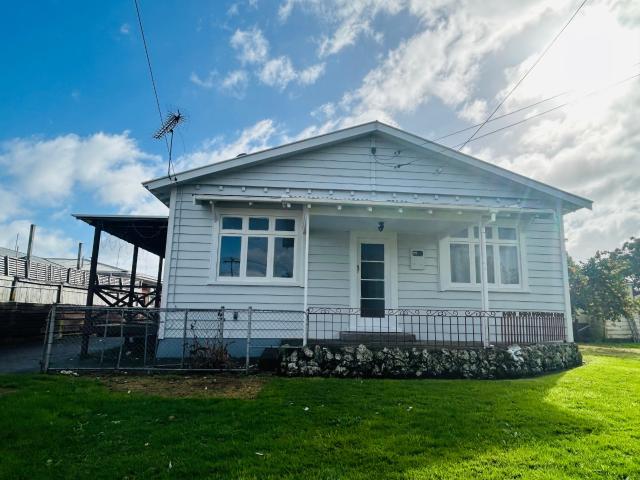 House for rent in Papakura