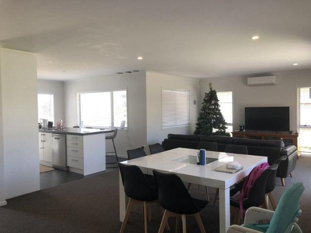 House for rent in Papamoa Sands, Papamoa