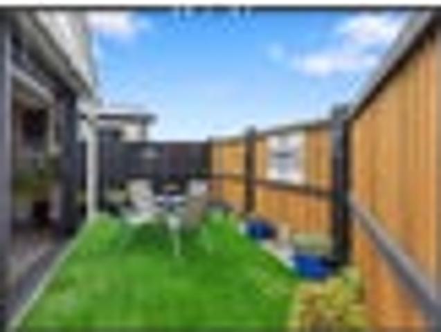 House for rent in James Village, Papamoa