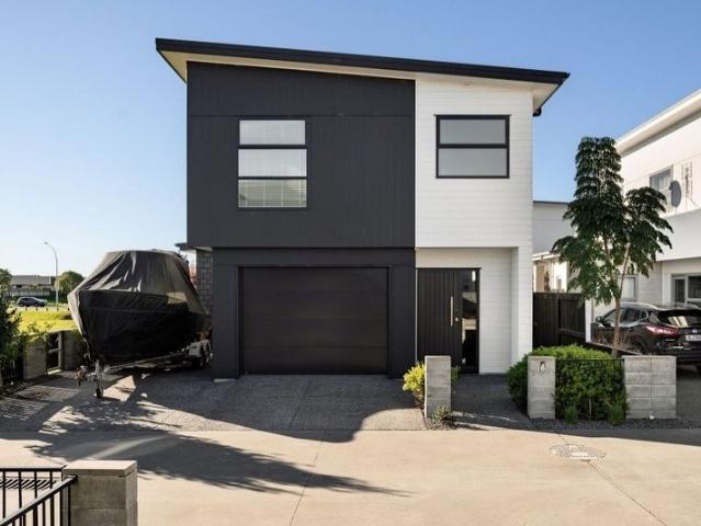 Apartment for rent in Wairākei / The Sands, The Sands / Te Tumu