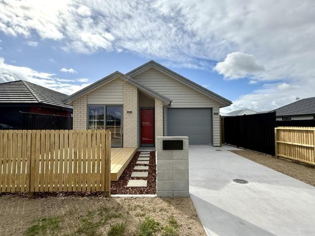 House for rent in Wairākei / The Sands, The Sands / Te Tumu