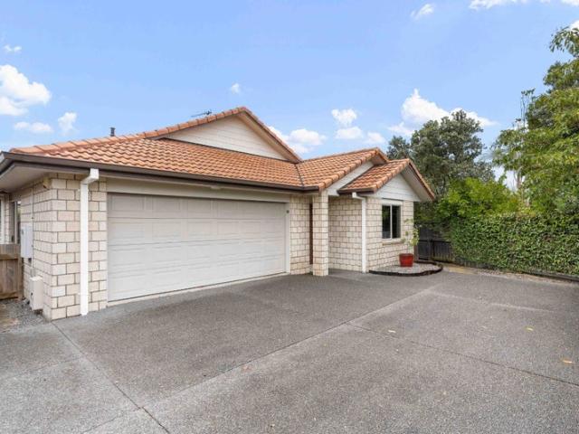 House for rent in James Village, Papamoa