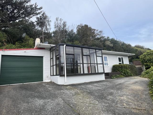 House for rent in Matata, Wellington