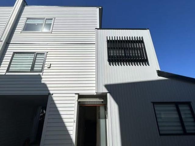 Apartment for rent in East Tamaki, Oroua County
