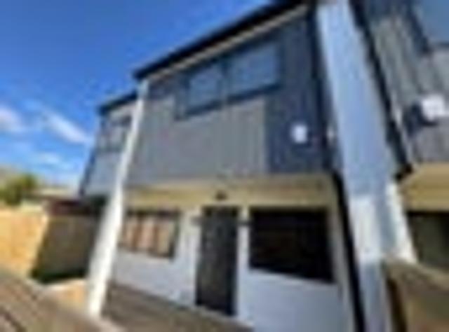 Townhouse for rent in East Tamaki, Oroua County
