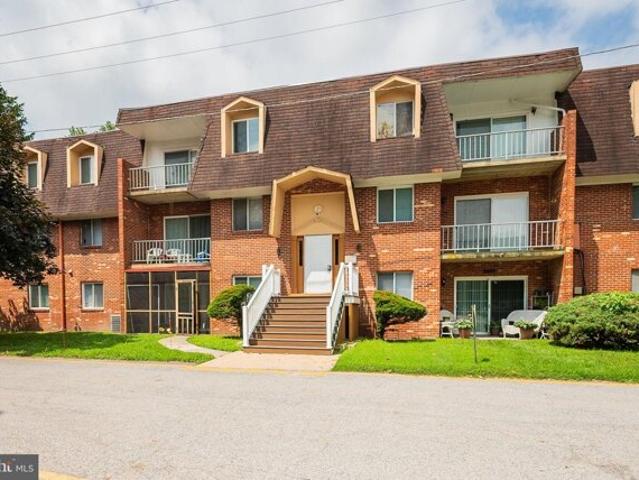 Condo for sale in Dover
