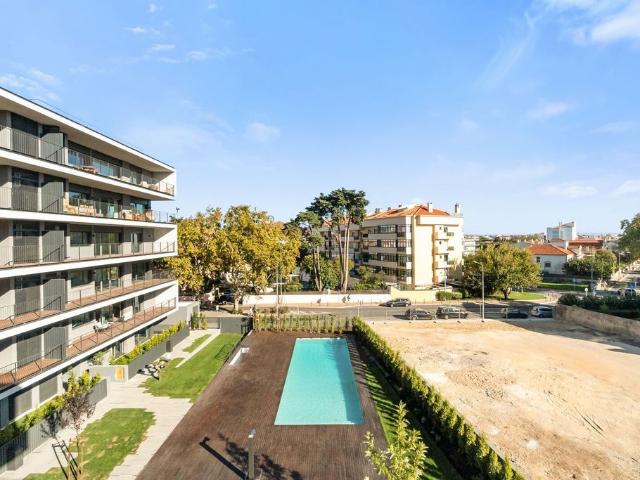 Apartamento alugar em Carcavelos e Parede, Cascais