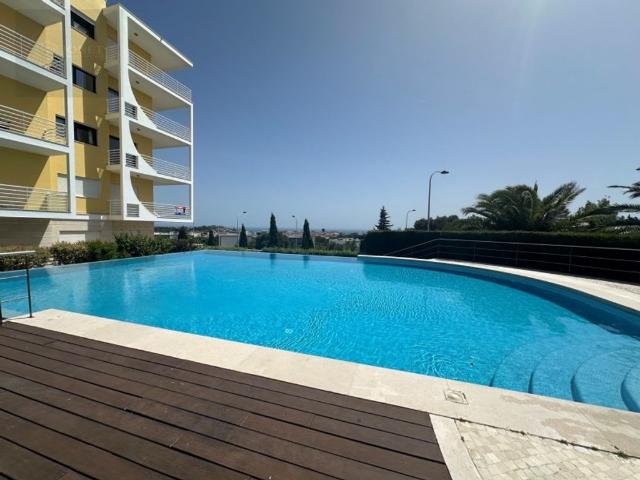 Apartamento alugar em Quinta de São Martinho, Cascais