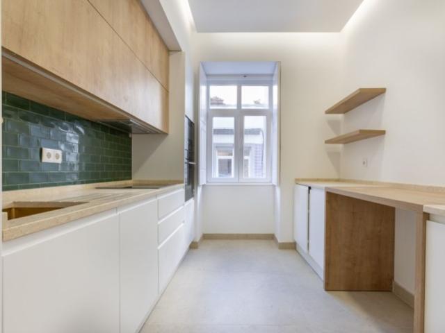 Apartamento alugar em Santo António, Lisboa