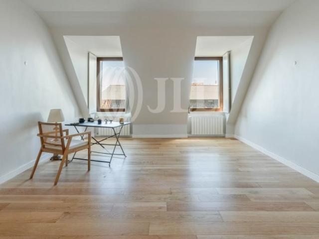 Apartamento alugar em Misericórdia, Lisboa