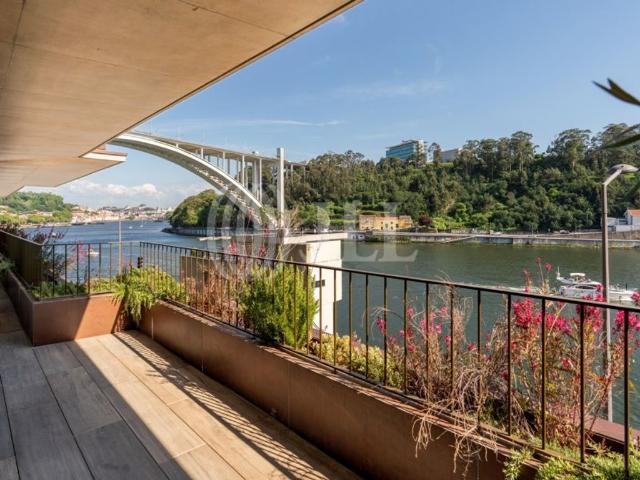Apartamento alugar em Ouro, Porto