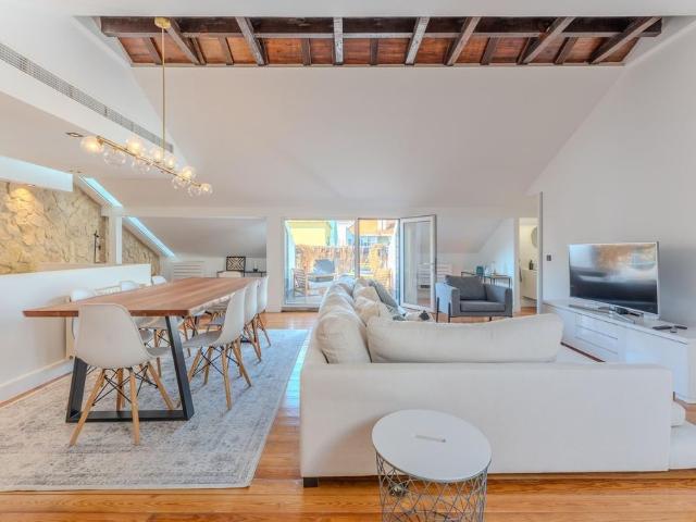 Apartamento alugar em Santo Amaro, Lisboa