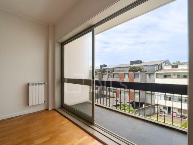 Apartamento alugar em Carreiros, Porto