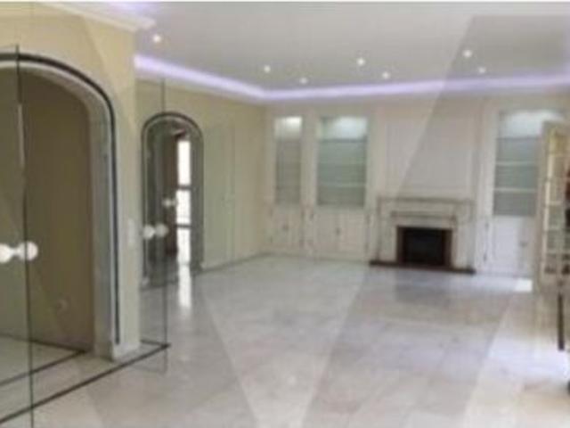Apartamento alugar em Bairro do Rosário, Cascais
