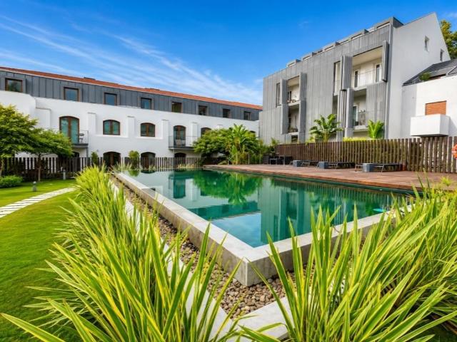 Apartamento alugar em São Francisco Xavier, Lisboa