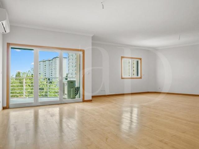 Apartamento alugar em Tapada do Mocho, Oeiras