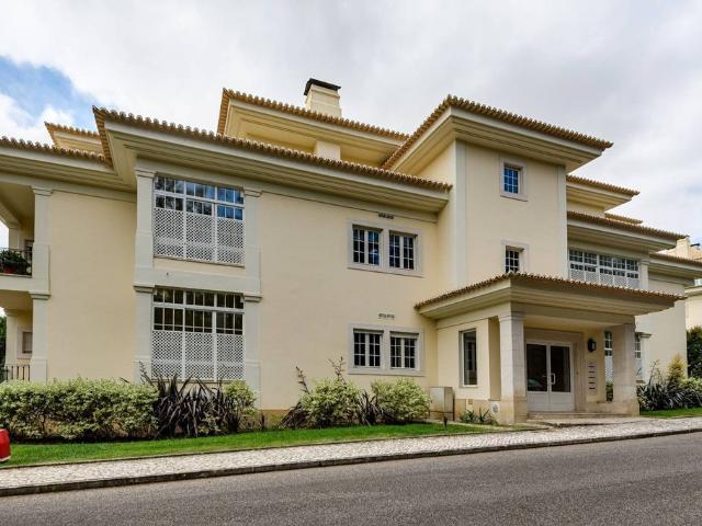 Apartamento alugar em Alcoitão, Cascais