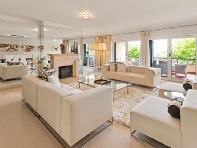 Apartamento alugar em Bairro do Rosário, Cascais