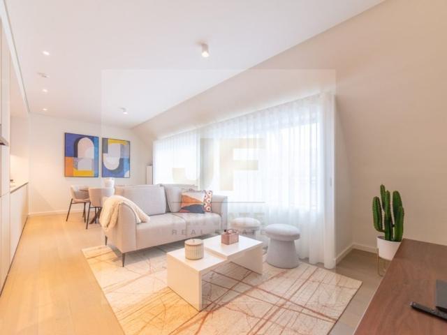 Apartamento alugar em Poço do Bispo, Lisboa
