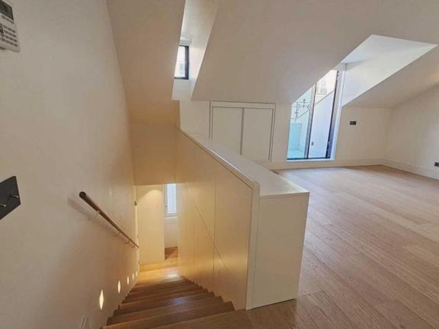 Apartamento alugar em Santo António, Lisboa