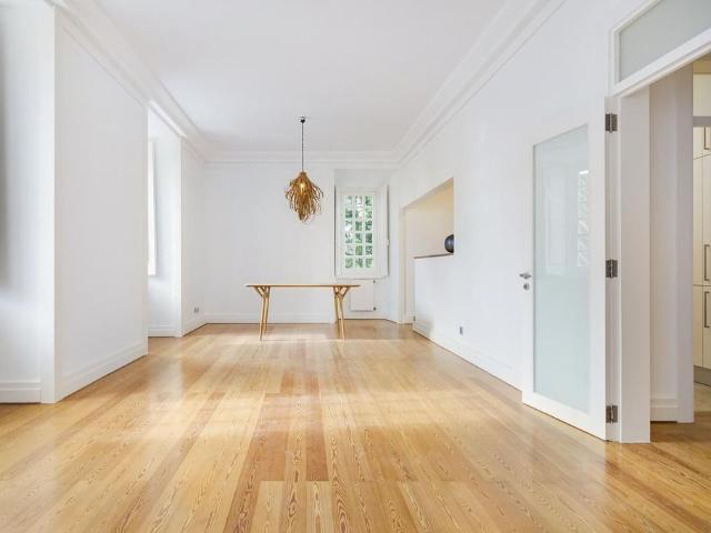 Apartamento alugar em Bairro Alto, Lisboa