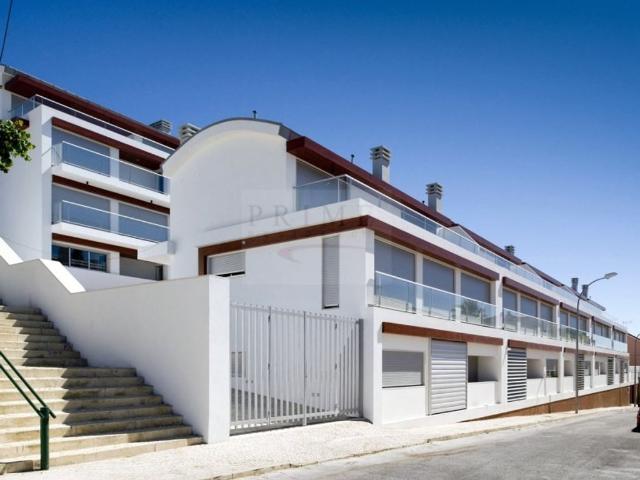 Apartamento alugar em Bairro Clemente Vicente, Oeiras