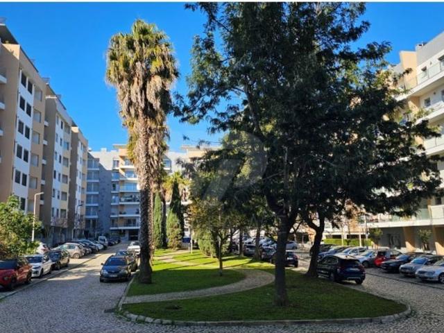Apartamento alugar em Carcavelos, Cascais