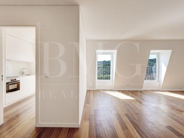Apartamento alugar em Estrela, Lisboa