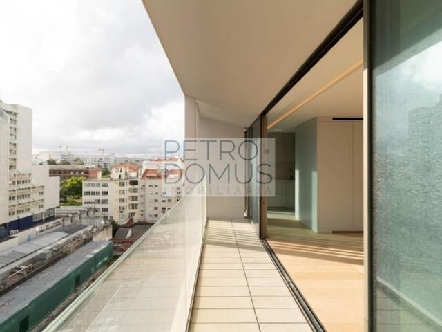 Apartamento alugar em Avenidas Novas, Lisboa