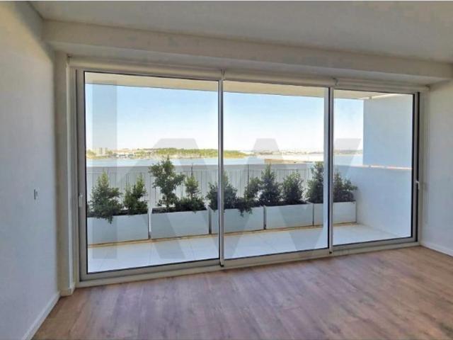 Apartamento alugar em Seixal, Setúbal