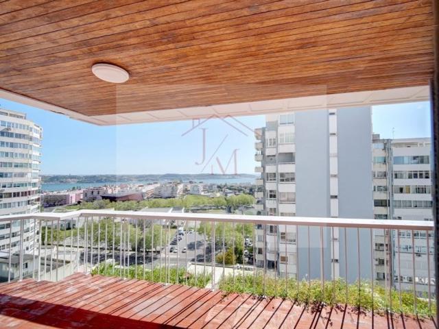Apartamento alugar em São Francisco Xavier, Lisboa